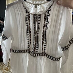 Lucky Brand NWOT Embroidered White Blouse SZ M